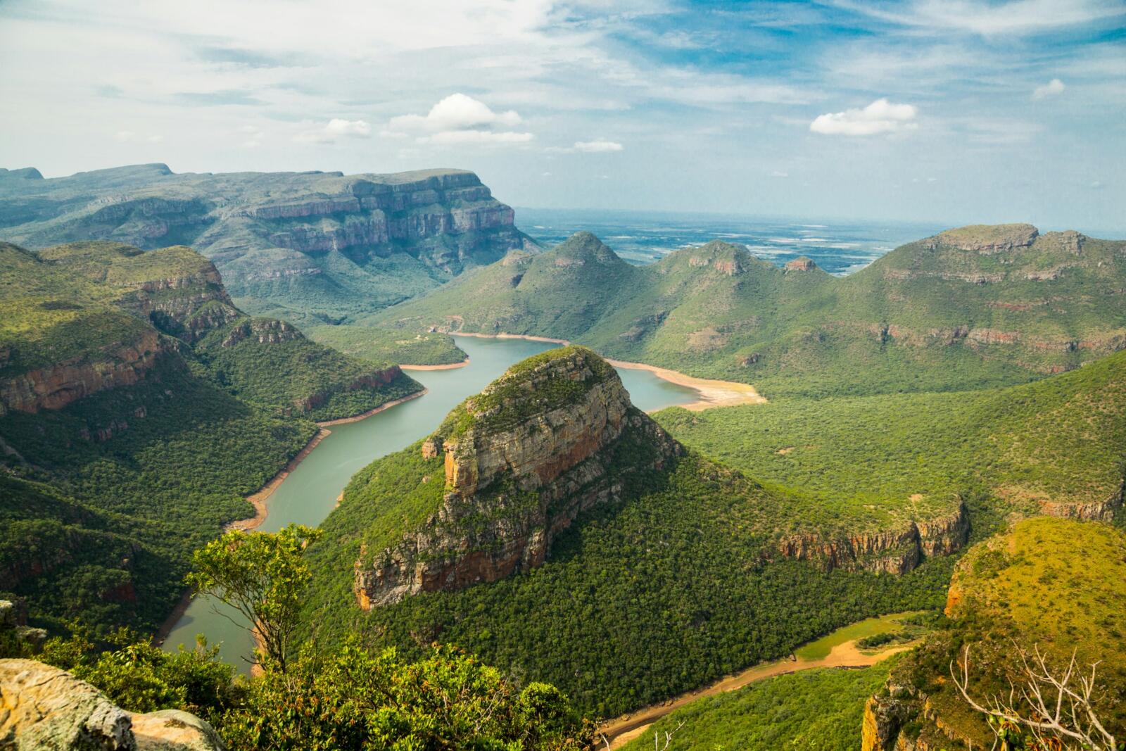 Best Sectors to Invest in Africa and How to Assess Them in 2026